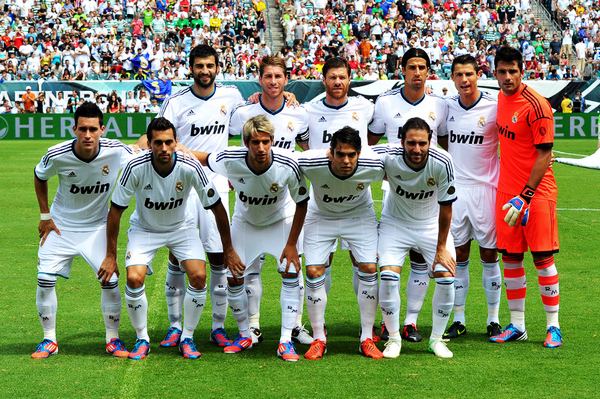 镜报：多特想明年夏天签桑乔，但后者必须接受大幅降薪（镜报：多特计划明夏签回桑乔，前提是他愿意大幅降薪）