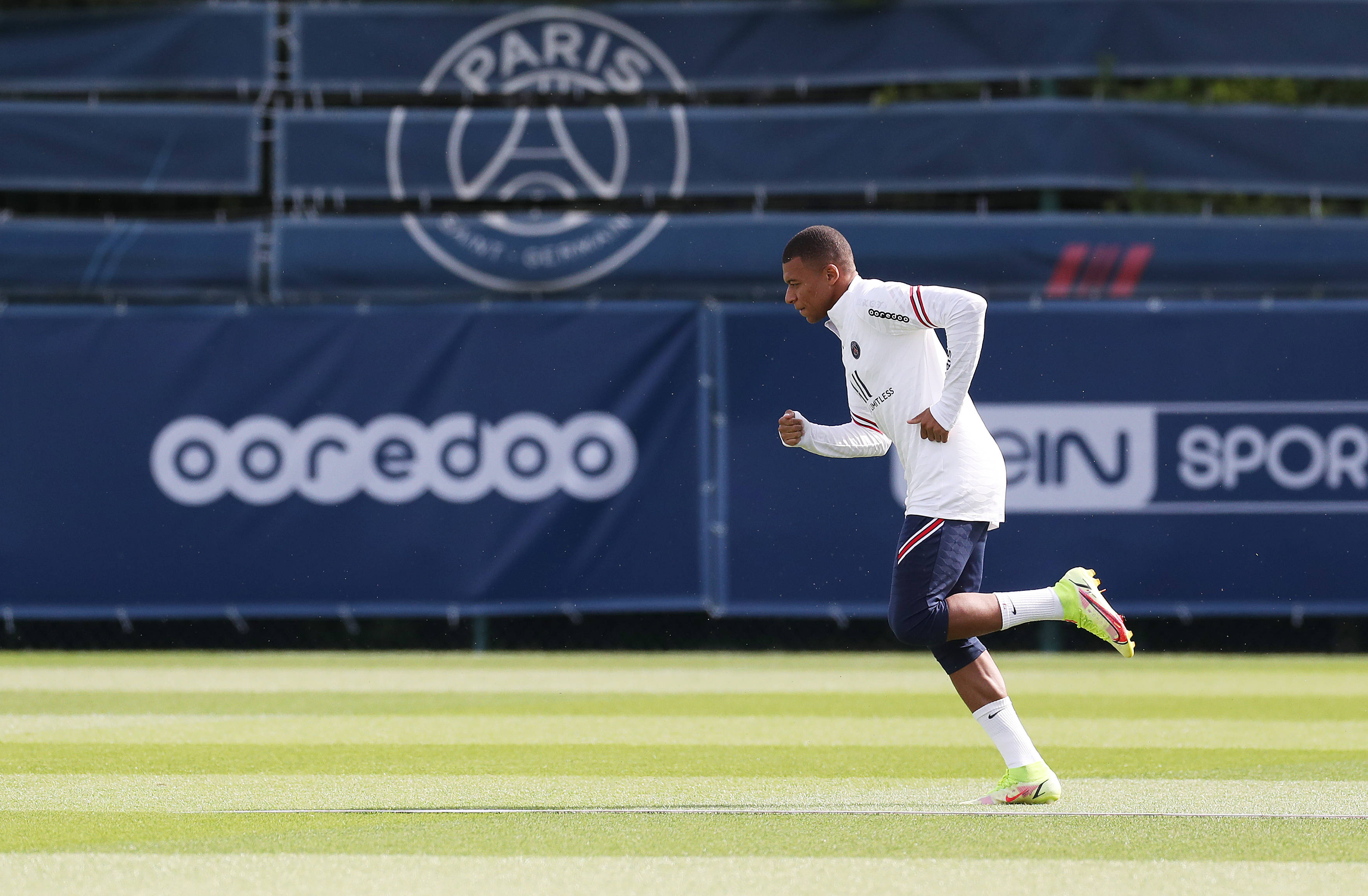 拉莫斯：与河南续约因看到前景，休整两天后全力备战足协杯（拉莫斯：看好河南前景选择续约，休整两天后全力冲刺足协杯）