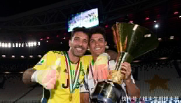 皮奥：我和雷特吉相处得非常好，他是一个非常全面的前锋（皮奥：我与雷特吉关系融洽，他是一名全能型前锋）