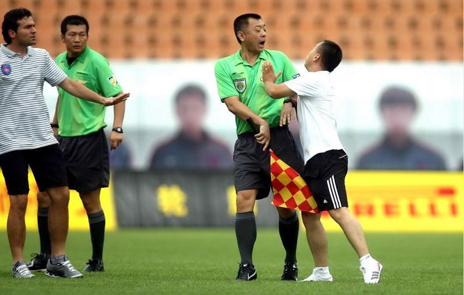 意媒：国米中卫缺乏回追速度，齐沃想用比塞克弥补这一点（意媒：国米中卫回追不足，齐沃欲以比塞克弥补）