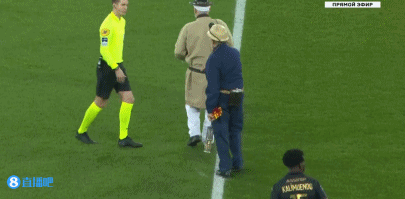 本赛季湖人打到关键时刻的比赛8胜0负，未尝败绩（湖人本季关键时刻8战全胜，尚无败绩）