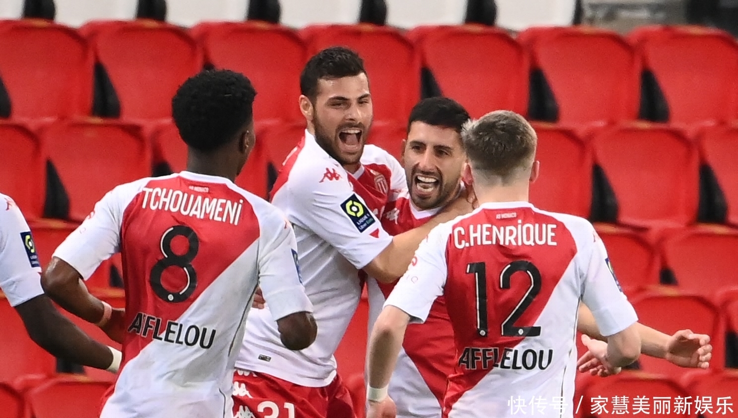 图片报：勒沃库森遭遇多次意外事件，到达曼市时已延误数小时（图片报：勒沃库森旅途中屡遇意外，抵达曼市已晚点数小时）